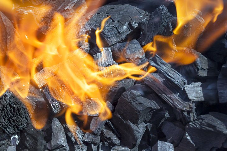 can u use wood pellets in charcoal grill